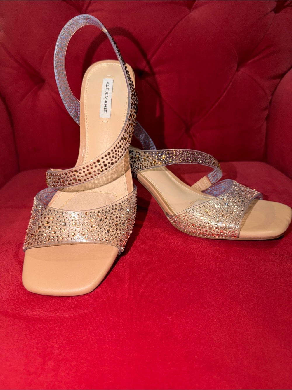 Alex Marie Sutton Clear Rhinestone slingback sandals

Never worn Size 6